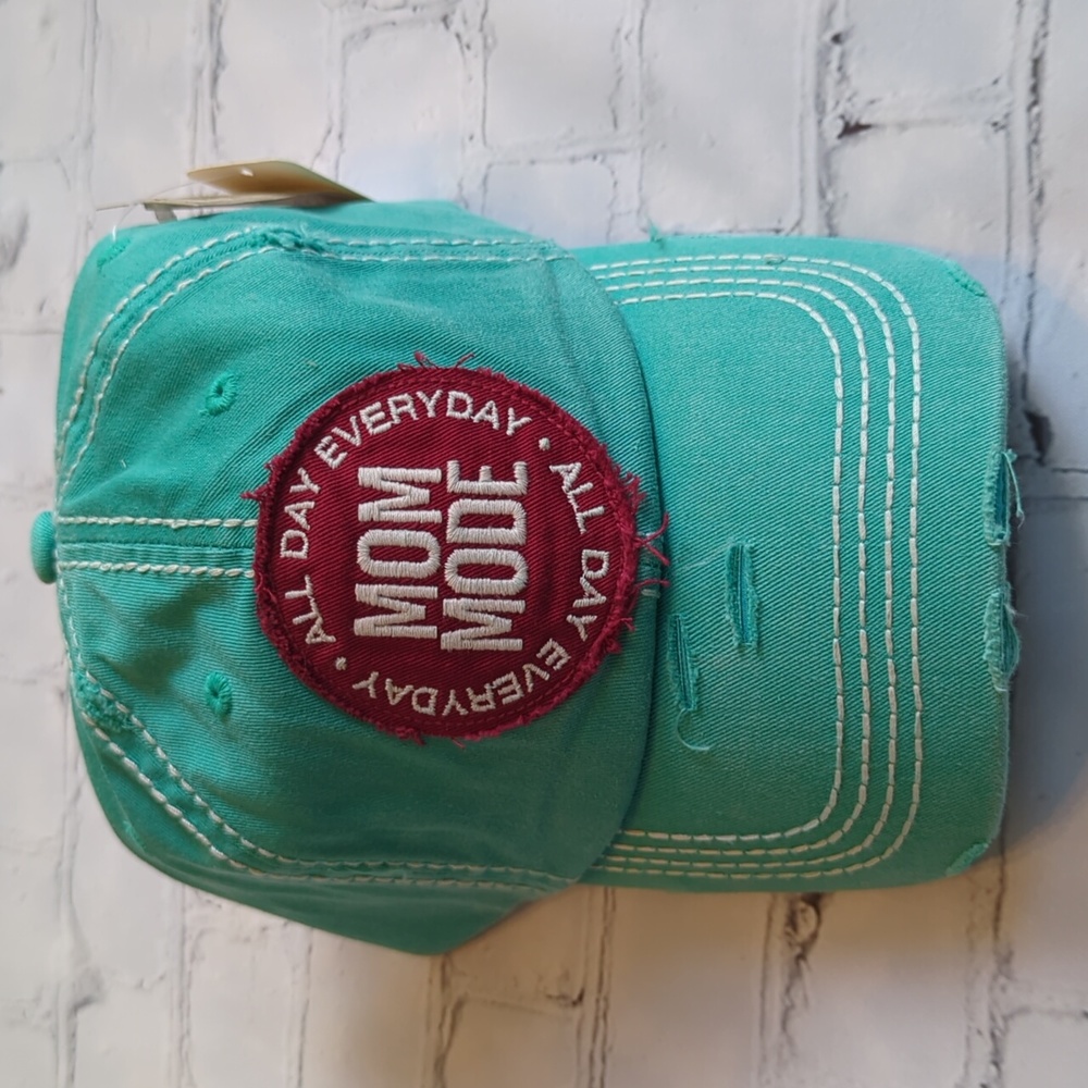 Mom Mode Cap - Picture 1 of 3